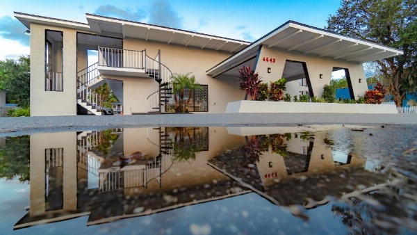 Sunshine Inn image 16